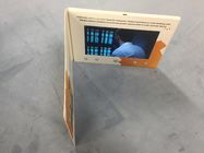 Pudełko wideo Broszura wideo LCD 7-calowy ekran LCD Pamięć HD 8 GB Czujnik oświetlenia drewnianej skrzynki