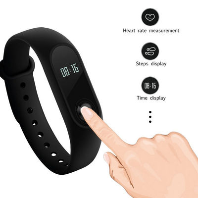 Niskie zużycie energii Inteligentna aktywność Bluetooth Bransoletka 0.87 Calowy przycisk / kontrola aplikacji
